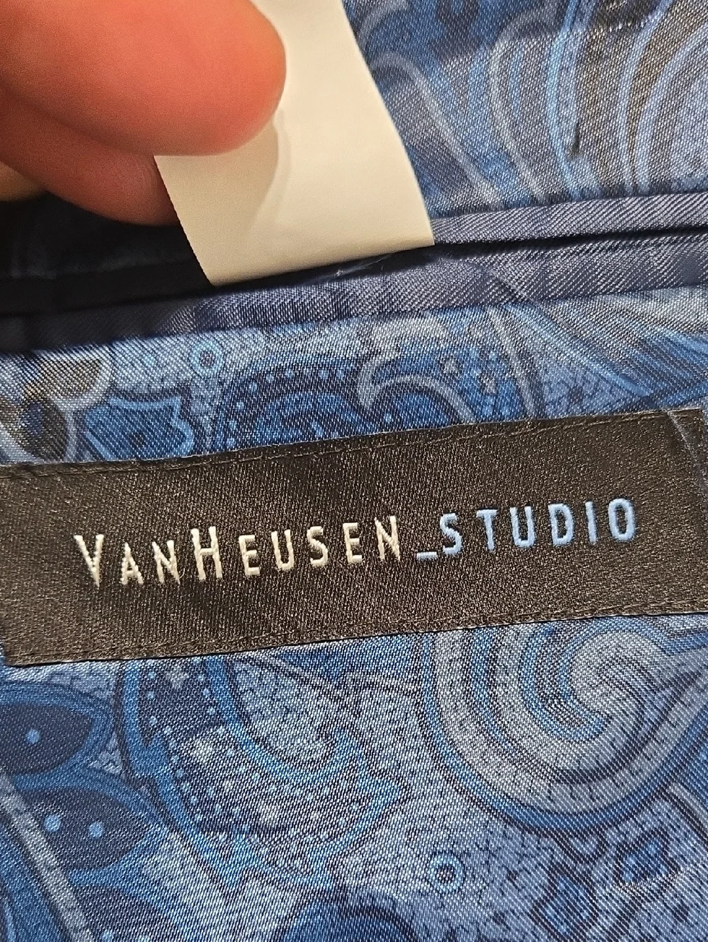 Van Heusen Navy Floral Jacquard Tuxedo Dinner Jacket Sz 38R Black Lapel Prom